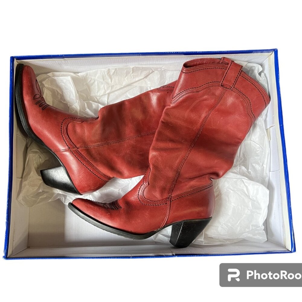 Women's White Mountain Leather Pull-On Cowgirl Boots, Dallas Red, Size 6-1/2 M